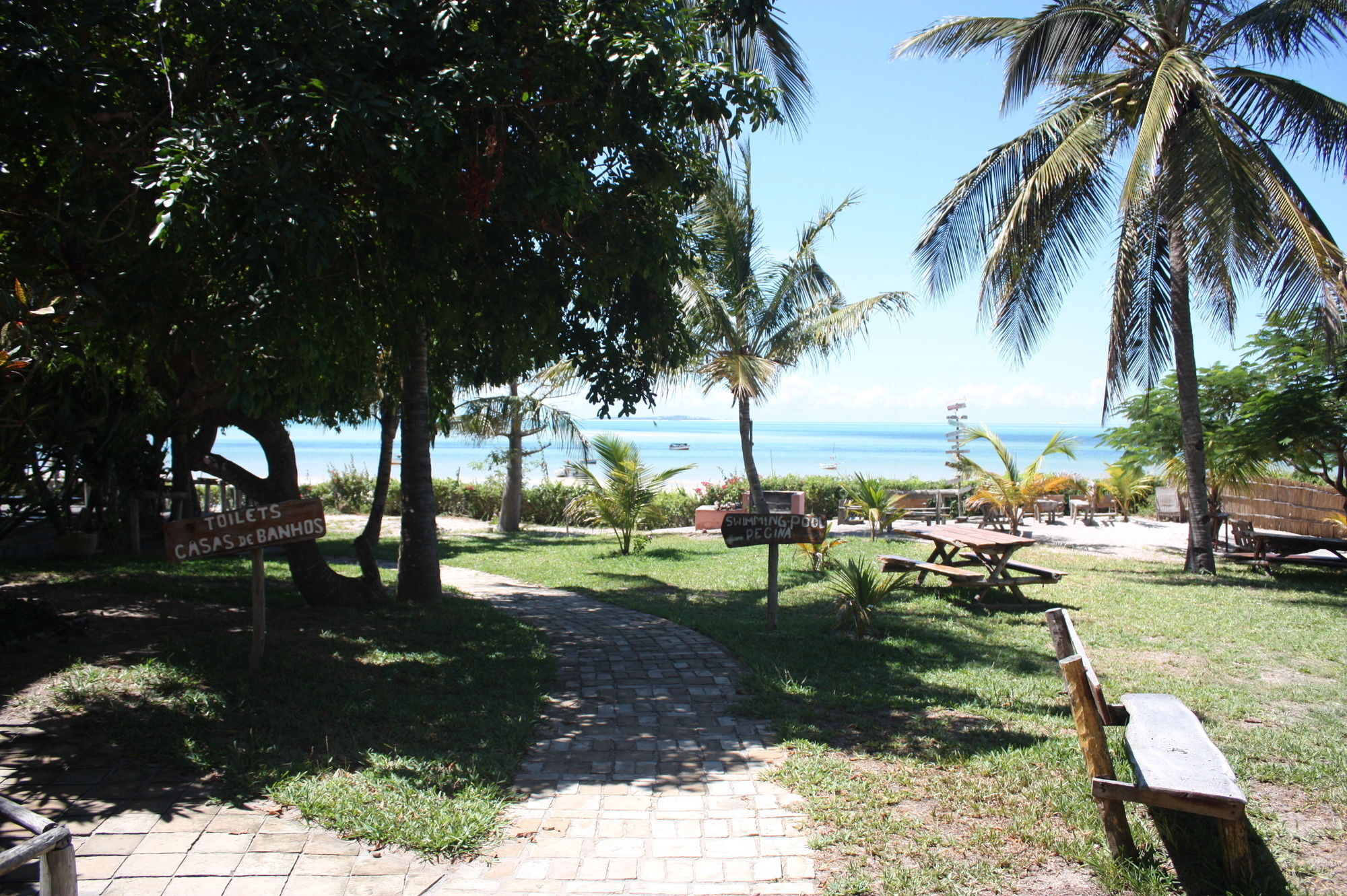 Baobab Beach Lodge And Backpackers Vilanculos Extérieur photo