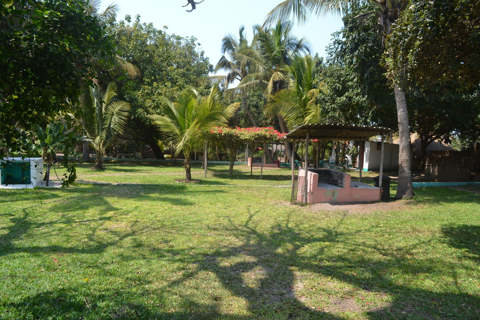 Baobab Beach Lodge And Backpackers Vilanculos Extérieur photo