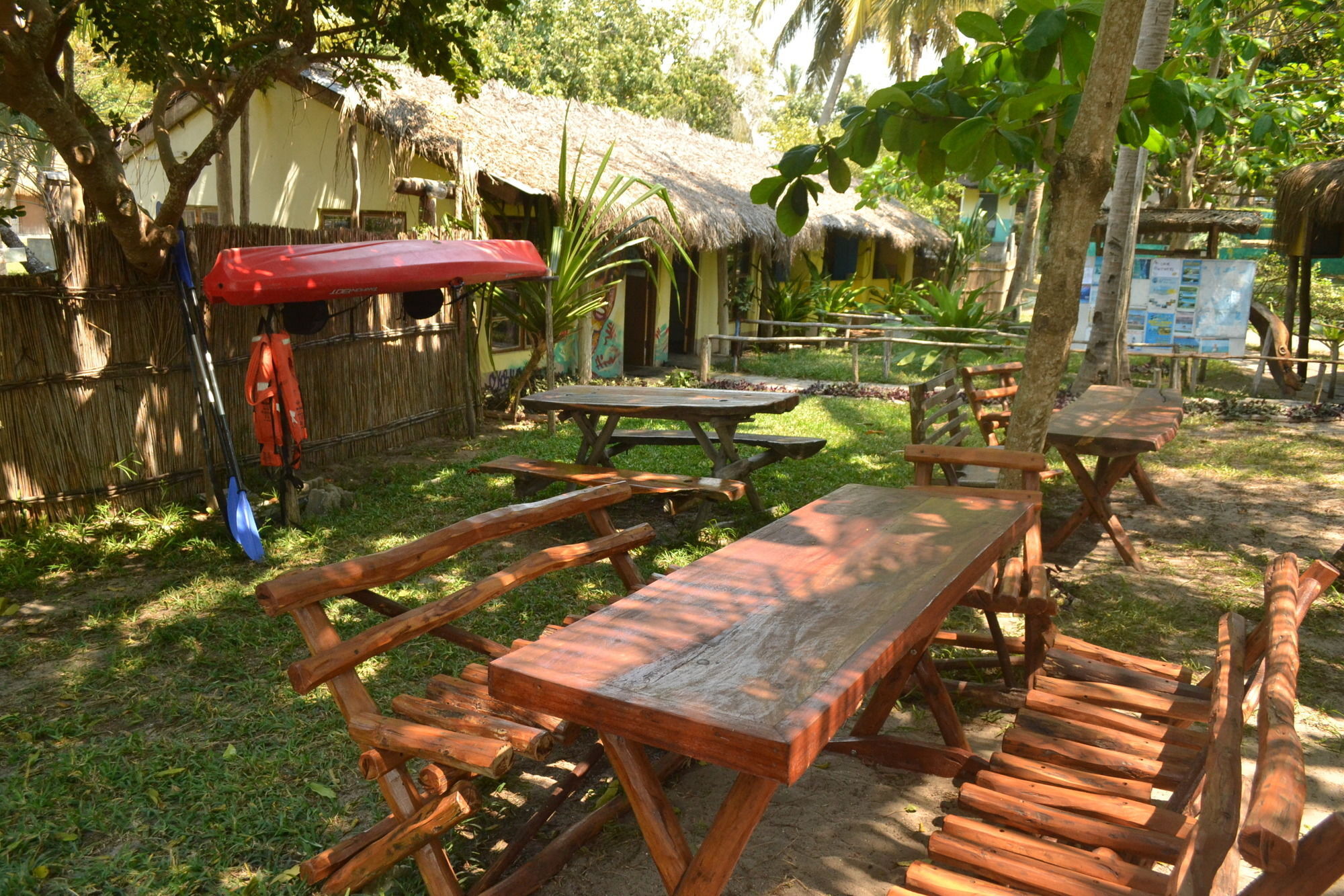 Baobab Beach Lodge And Backpackers Vilanculos Extérieur photo
